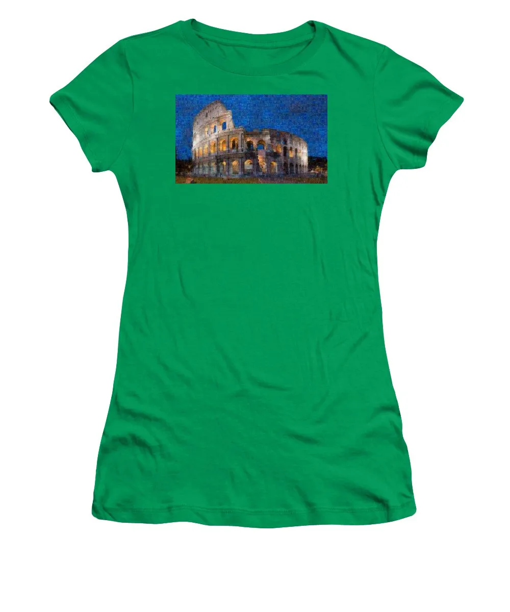 Colosseum at night - Women's T-Shirt